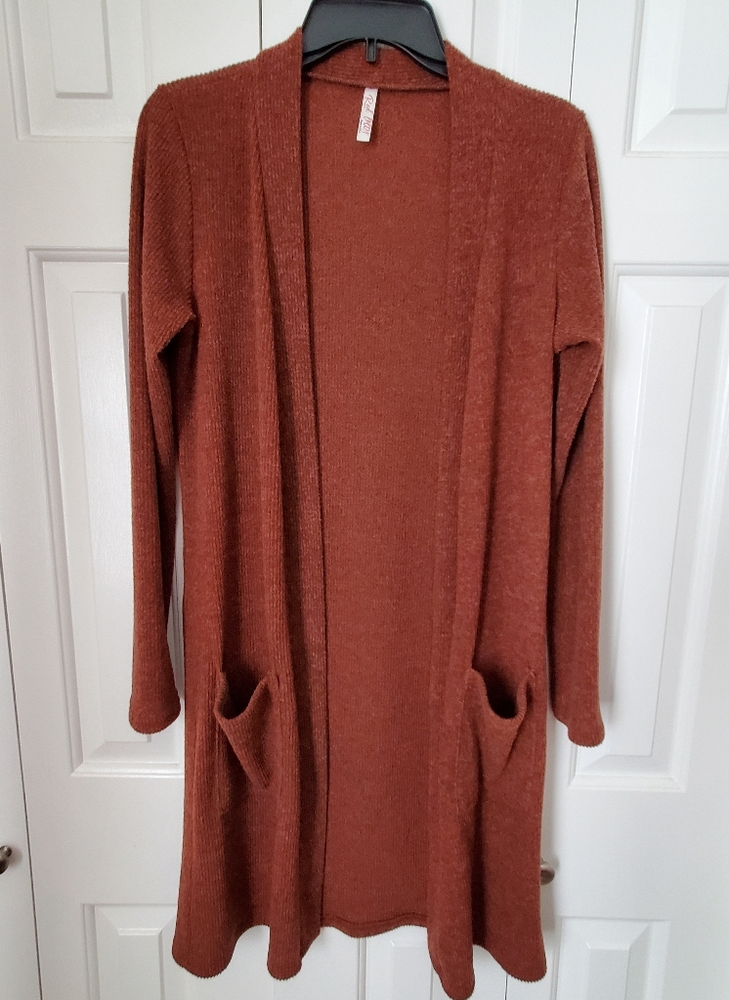 Women's Long Sleeve Cardigan with Two Pockets Rust Colored Size Large